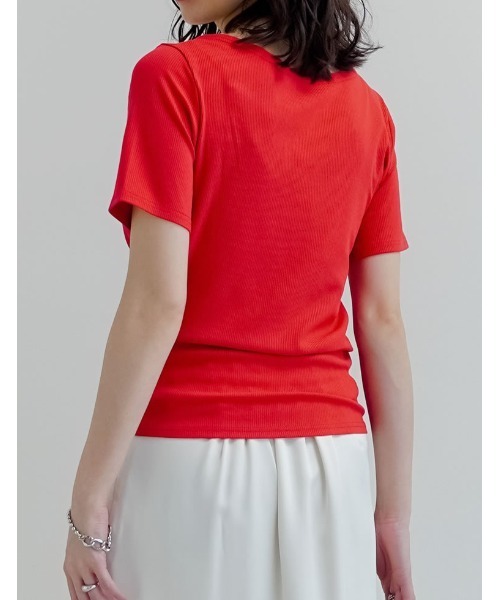 Re:EDIT(リエディ)の「リブカットソードレープ半袖トップス(Tシャツ/カットソー・レディース・ブラック/モカ/オフホワイト/グレー/レッド・MEDIUM/LARGE)」の18枚目の写真
