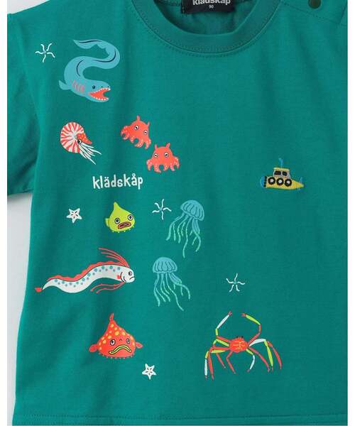 kladskap（クレードスコープ）の「【大好評につき再入荷】蓄光深海魚刺しゅう半袖Tシャツ【接触冷感・吸水速乾】（Tシャツ/カットソー・キッズ・ブルーグリーン/ブラック・120cm/100cm/110cm/130cm/90cm）」の9枚目の写真