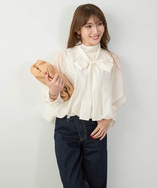 Liala×PG(リアラバイピージー)の「ボウタイ パフ袖 バルーン ブラウス Liala×PG(シャツ/ブラウス・レディース・ブラック/アイボリー/ライトグリーン・M/S)」の4枚目の写真