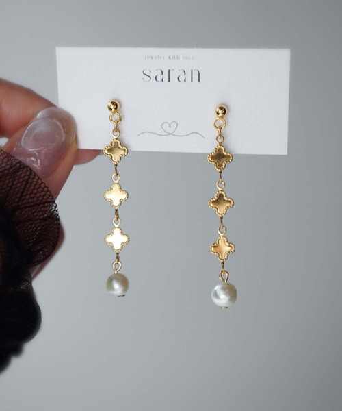 CERCA(チェルカ)の「saran jewelry/クローバーモチーフ パール ピアス/アレルギー対応(ピアス(両耳用)・レディース・ゴールド/シルバー・FREE)」の12枚目の写真