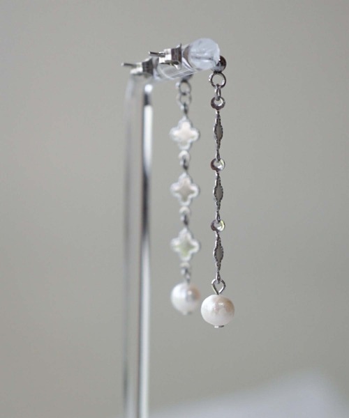 CERCA(チェルカ)の「saran jewelry/クローバーモチーフ パール ピアス/アレルギー対応(ピアス(両耳用)・レディース・ゴールド/シルバー・FREE)」の14枚目の写真