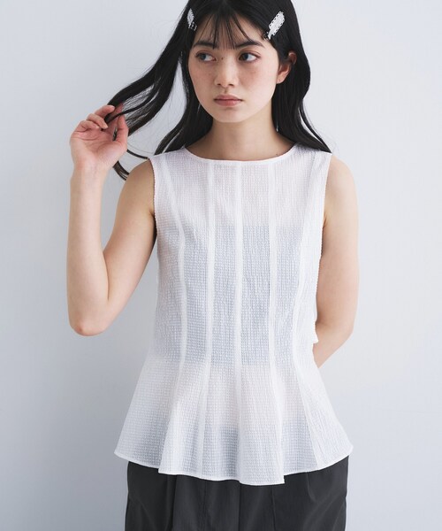 CODE A(コードエー)の「back ribbon flare tops(シャツ/ブラウス・レディース・チャコールグレー/ホワイト・00)」の3枚目の写真