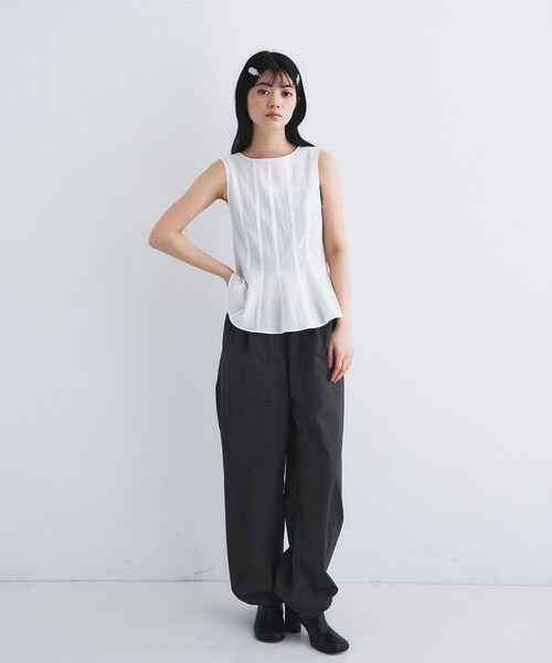 CODE A(コードエー)の「back ribbon flare tops(シャツ/ブラウス・レディース・チャコールグレー/ホワイト・00)」の5枚目の写真