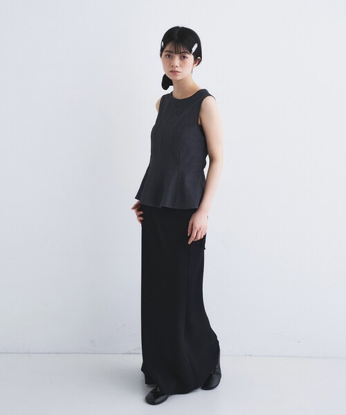 CODE A(コードエー)の「back ribbon flare tops(シャツ/ブラウス・レディース・チャコールグレー/ホワイト・00)」の13枚目の写真