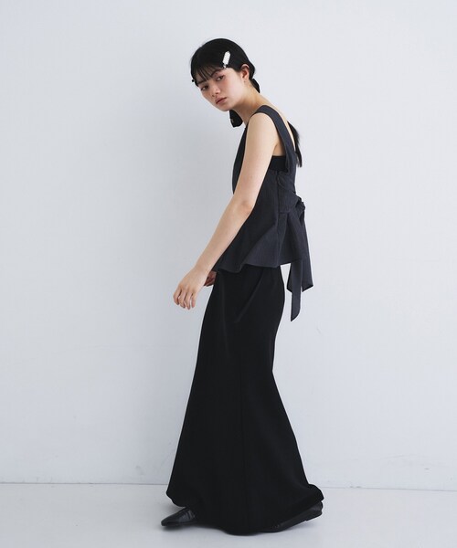 CODE A(コードエー)の「back ribbon flare tops(シャツ/ブラウス・レディース・チャコールグレー/ホワイト・00)」の14枚目の写真