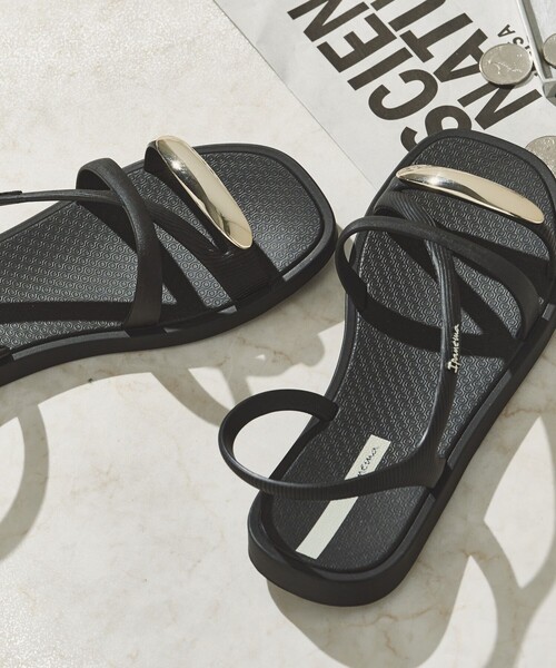 IPANEMA（イパネマ）の「＜Ipanema＞GOCHIC Slide（サンダル・レディース・ブラック/ダークブラウン・23cm/24.5cm/24cm/22cm）」の16枚目の写真