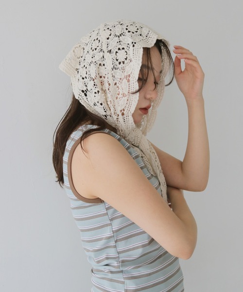 cheriella（シェリエラ）の「【cheriella】マルチWAYレーススカーフ  MULTI-WAY LACE SCARF（バンダナ/スカーフ・レディース・オフホワイト/ブラック/ベージュ・FREE）」の3枚目の写真