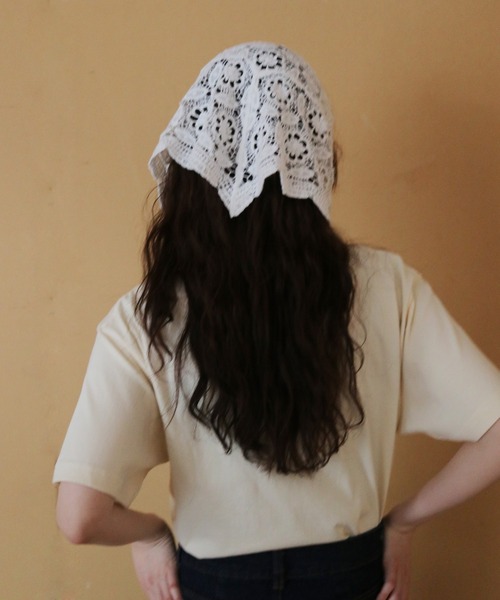 cheriella（シェリエラ）の「【cheriella】マルチWAYレーススカーフ  MULTI-WAY LACE SCARF（バンダナ/スカーフ・レディース・オフホワイト/ブラック/ベージュ・FREE）」の9枚目の写真