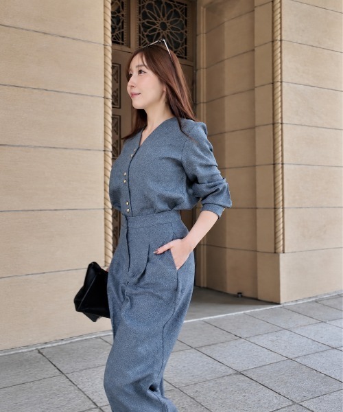 THEODORIC.dy(セオドリックディ)の「バランスモード セットアップ(セットアップ・レディース・チャコール・MEDIUM/SMALL)」の15枚目の写真