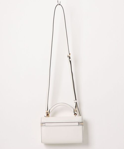 MICHAEL KORS(マイケルコース)の「JANA レザー コンバーチブル クロスボディバッグ エクストラスモール(ショルダーバッグ・レディース・ホワイト系・FREE)」の7枚目の写真