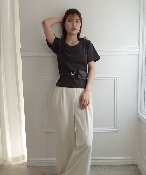 CORNERS(コーナーズ)の「カップ付きTシャツ(Tシャツ/カットソー・レディース・ブラック/ブラウン/チャコールグレー/オフホワイト・M)」の6枚目の写真