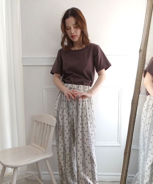 CORNERS(コーナーズ)の「カップ付きTシャツ(Tシャツ/カットソー・レディース・ブラック/ブラウン/チャコールグレー/オフホワイト・M)」の17枚目の写真