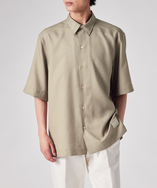 Paul Smith(ポールスミス)の「"Cropped Logo" ソリッド 半袖シャツ / 263317 427B(シャツ/ブラウス・メンズ・チャコールグレー/グレー/ベージュ・SMALL/X-LARGE/LARGE/MEDIUM)」の11枚目の写真