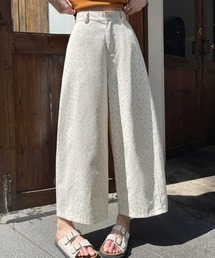 ボタニカルモチーフプリント入りワイドパンツ