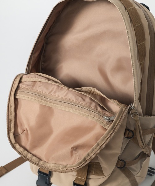 MIS(エムアイエス)の「BACKPACK(バックパック/リュック・メンズ・ベージュ/ブラック・ONESIZE)」の12枚目の写真