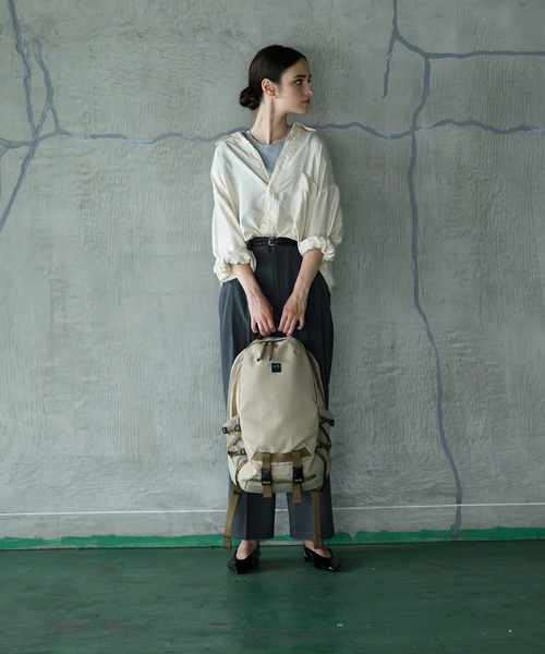 MIS(エムアイエス)の「BACKPACK(バックパック/リュック・メンズ・ベージュ/ブラック・ONESIZE)」の17枚目の写真