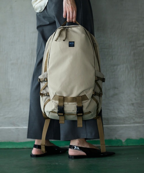 MIS(エムアイエス)の「BACKPACK(バックパック/リュック・メンズ・ベージュ/ブラック・ONESIZE)」の21枚目の写真