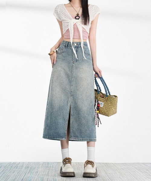 AMAJI（アマジ）の「高腰 フロントスリット Aラインデニムスカート（スカート・レディース・ライトブルー・SMALL/MEDIUM/LARGE/X-LARGE）」の2枚目の写真
