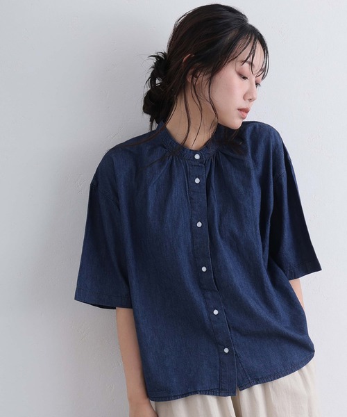 ElegChic(エレグシック)の「エアリーデニムスタンドカラーシャツ(シャツ/ブラウス・レディース・ネイビー/ネイビー系・4L/XL/M)」の2枚目の写真