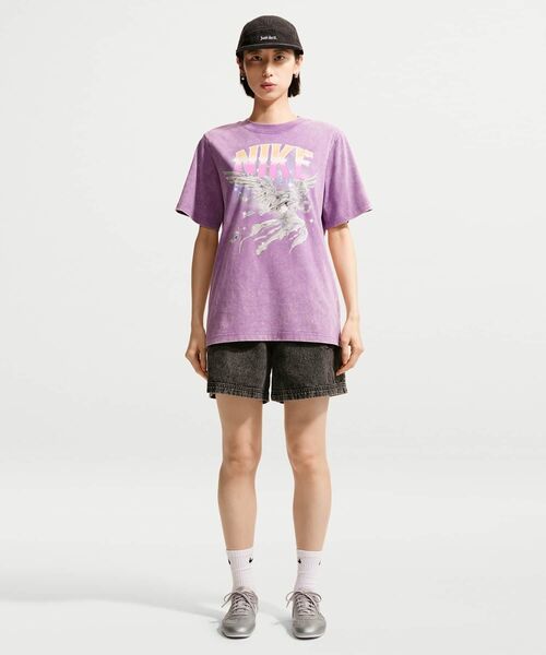 NIKE（ナイキ）の「ナイキ スポーツウェア ウィメンズ Tシャツ / Nike Sportswear  Women's T-Shirt IW1198-544 Monarch Purple（Tシャツ/カットソー・レディース・パープル系その他2・XS/S/M/XL/L）」の12枚目の写真