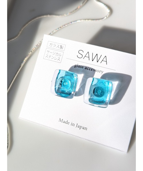 tone(トーン)の「【sawa】スクエア2色ピアス(MA)(ピアス(両耳用)・レディース・ターコイズブルー・FREE)」の3枚目の写真