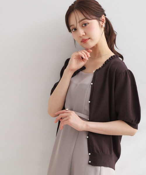 couture brooch(クチュールブローチ)の「【洗える】透かし編み 半袖フリルカーデ(カーディガン/ボレロ・レディース・グレー/アイボリー/ブラウン系その他・42/36/40/38)」の4枚目の写真