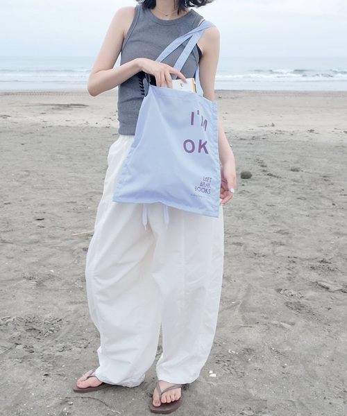 SLOBE IENA（スローブイエナ）の「Left Bank Books SLOBE別注 BOOKトートバッグ（トートバッグ・レディース・ネイビー/ホワイト/ピンク/ブルー/サックスブルー・FREE）」の22枚目の写真