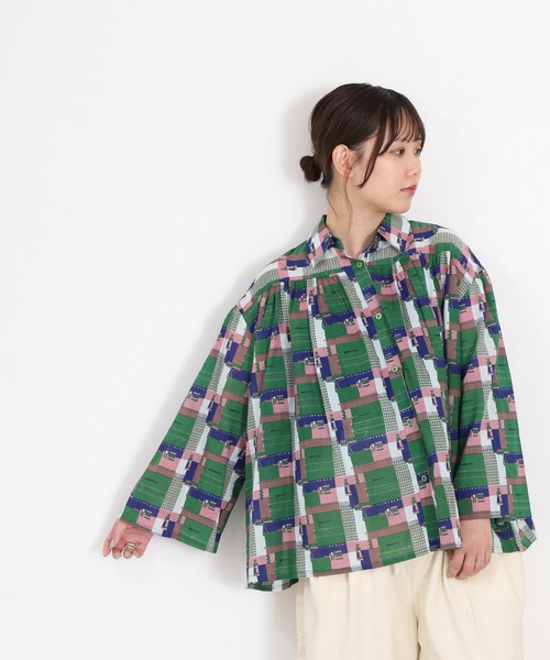 KILKI（キルキー）の「kilki オーバーサイズブラウス　ペインター 長袖（シャツ/ブラウス・レディース・レッド系その他/グリーン系その他・FREE）」の3枚目の写真