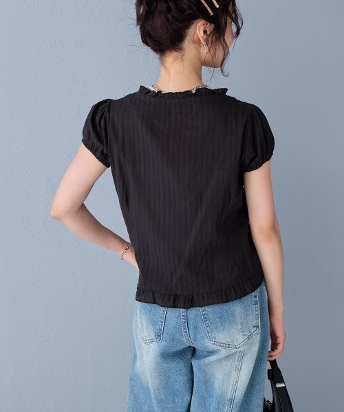 Rejoule(リジュール)の「シャーリングパフスリーブブラウス(シャツ/ブラウス・レディース・ホワイト/ブラック・FREE)」の13枚目の写真