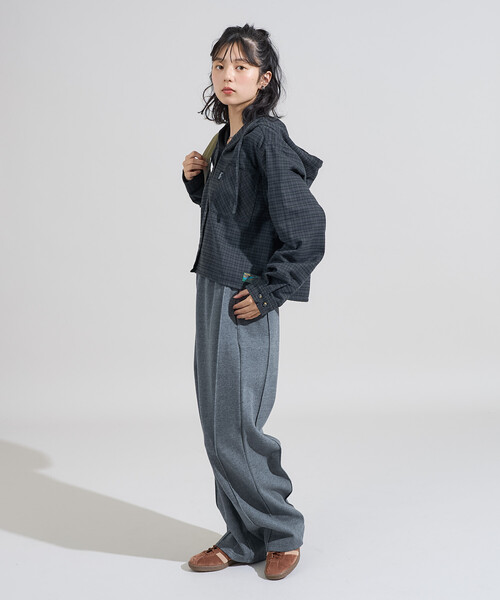 FREAK'S STORE（フリークスストア）の「Foxfire × FREAK'S STORE/フォックスファイヤー 別注 フード付き ネルシャツ（シャツ/ブラウス・レディース・ブラウン/ネイビー/グリーン・ﾌﾘ-）」の17枚目の写真