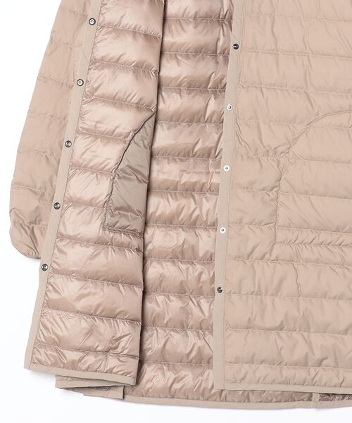 Mammut(マムート)の「セオン インサレーション カーディガン ロング アジアンフィット ウィメンズ / Seon IN Cardigan long AF Women(テーラードジャケット・レディース・ネイビー/アイボリー・SMALL/MEDIUM/LARGE/X-LARGE)」の4枚目の写真