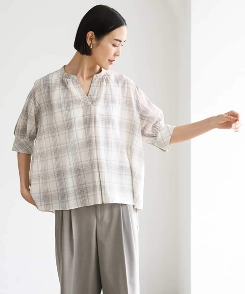 MICHEL KLEIN（ミッシェル・クラン）の「[セットアップ対応]シアーチェックフレアブラウス（シャツ/ブラウス・レディース・ブラック・38）」の9枚目の写真