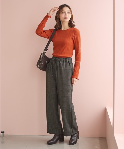 Honeys(ハニーズ)の「メロー使いテレコT(Tシャツ/カットソー・レディース・オレンジ/レッド/ピンク/カーキ/オフホワイト/ベージュ/ブラック・L/LL/M/S)」の21枚目の写真