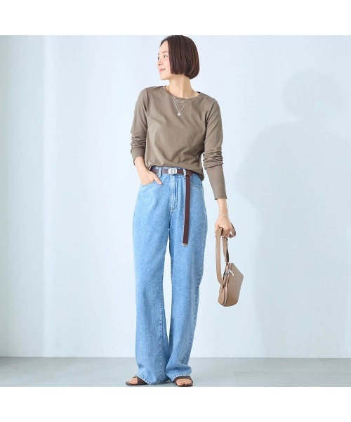 StyleNote(スタイルノート)の「重ね着に最適なシアークルーネックカットソー(Tシャツ/カットソー・レディース・オフホワイト/ブラック/チャコール/グレイッシュベージュ/ワイン/カーキ・M/3L/LL/L/S)」の11枚目の写真