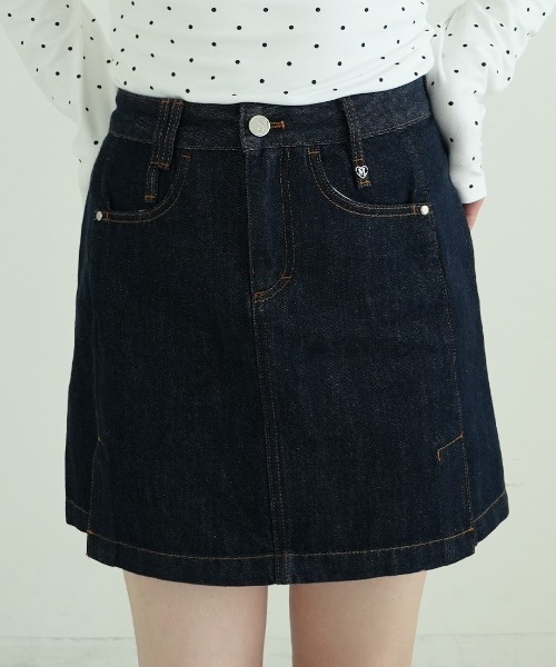 Nulli（ヌリ）の「ダブルサイドスリットスカート（デニムスカート・レディース・ダークインディゴブルー・LARGE/MEDIUM/SMALL）」の2枚目の写真