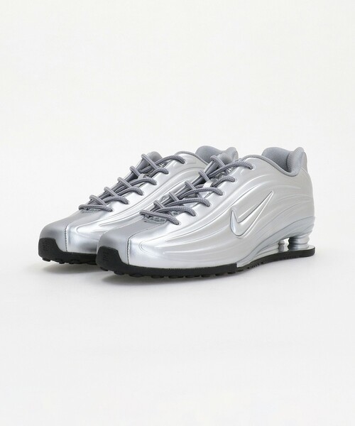 NIKE(ナイキ)の「<NIKE> SHOX Z WOMEN/スニーカー(スニーカー・レディース・シルバー・24.5cm/25cm/23.5cm/24cm)」の6枚目の写真