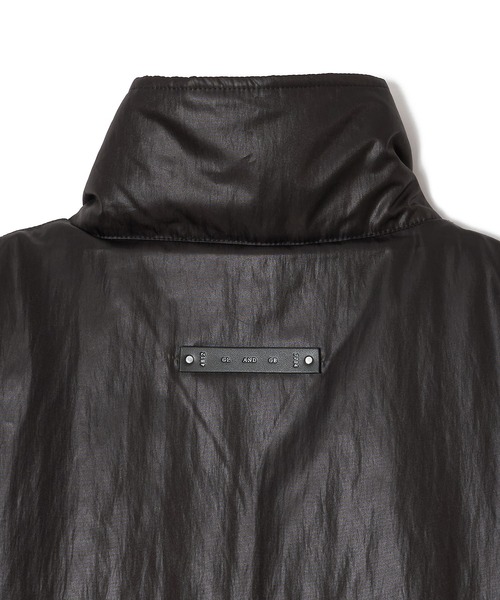 CRIMIE(クライミー)の「HYBRID ZIP-UP STAND COLLAR JACKET FAKE SUEDE PANEL(ブルゾン・メンズ・ブラック系その他・XXL/XL/L/M/S)」の6枚目の写真