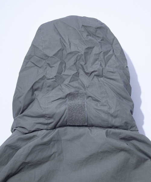 F/CE. （エフシーイー）の「F/CE. HAPPY JACKET IMPRESSION BY F/CE. 2.0 / エフシーイー ハッピー ジャケット インプレッション バイ F/CE. 2.0（ダウンジャケット/コート・メンズ・マスタード/ブラック/セージグリーン・LARGE/MEDIUM/X-LARGE/SMALL）」の11枚目の写真