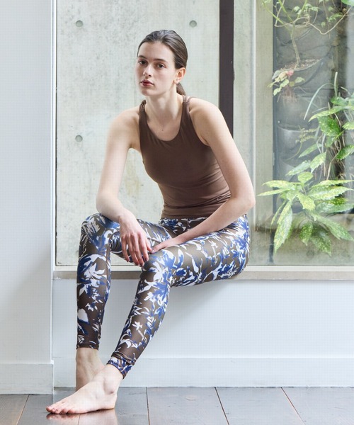 Julier Yoga and Relax(ジュリエヨガアンドリラックス)の「Julier (定番)プレミアムフローキャミソール(その他トップス・レディース・ブラウン/ブラック/ホワイト・1/0)」の9枚目の写真