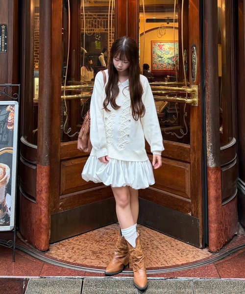 mellowneon(メロウネオン)の「2wayサテンシャツレイヤードナポレオンニットワンピース(ワンピース・レディース・アイボリー/グレー/ブラウン・FREE)」の15枚目の写真