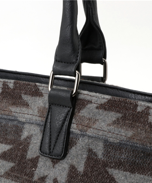 VENCEEXCHANGE（ヴァンスエクスチェンジ）の「オルテガトートバッグ             （トートバッグ・メンズ・ブラウン/グレー・FREE）」の5枚目の写真