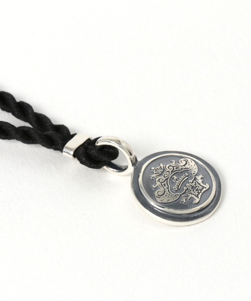 Orobianco（オロビアンコ）の「【Orobianco】 オロビアンコ メンズ チョーカーネックレス（チョーカー・メンズ・ワインレッド/ブラック・FREE）」の4枚目の写真