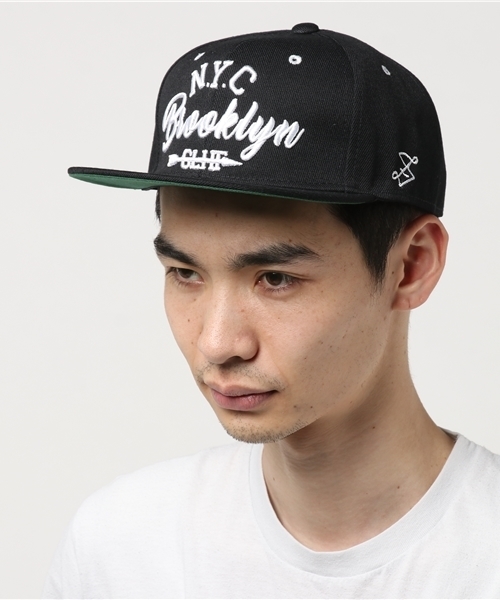 WEGO（ウィゴー）の「WEGO/BROOKLYNベースボールキャップ（キャップ・メンズ・ホワイト/ブラック/ネイビー・FREE）」の11枚目の写真