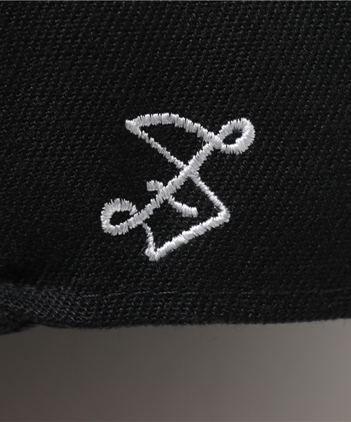 WEGO（ウィゴー）の「WEGO/BROOKLYNベースボールキャップ（キャップ・メンズ・ホワイト/ブラック/ネイビー・FREE）」の7枚目の写真