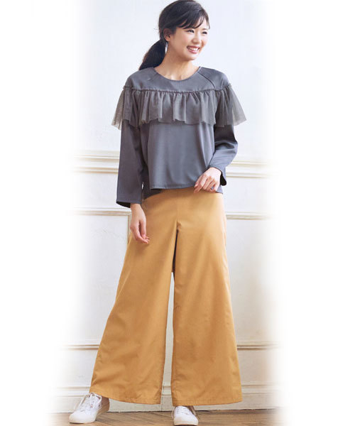 GeeRA(ジーラ)の「胸元チュールレース使いトップス(Tシャツ/カットソー・レディース・ブラック/チャコール・MEDIUM/LARGE/X-LARGE)」の7枚目の写真