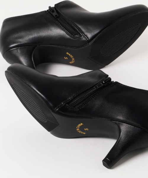 KOBE LETTUCE（コウベレタス）の「内側Zip付きアンクル丈ヒールショートブーツ（ブーツ・レディース・ブラック/ベージュ/ブラック系その他/ベージュ系その他/レッド系その他・L/LL/M/S）」の6枚目の写真