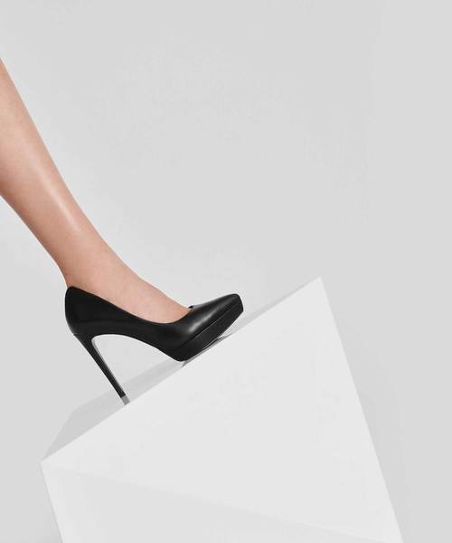 CHARLES & KEITH(チャールズ & キース)の「ポインテッドプラットフォームパンプス / Pointed Platform Pumps(パンプス・レディース・ブラック/グレー・22.5cm/23cm/23.5cm/24.5cm/25cm)」の3枚目の写真