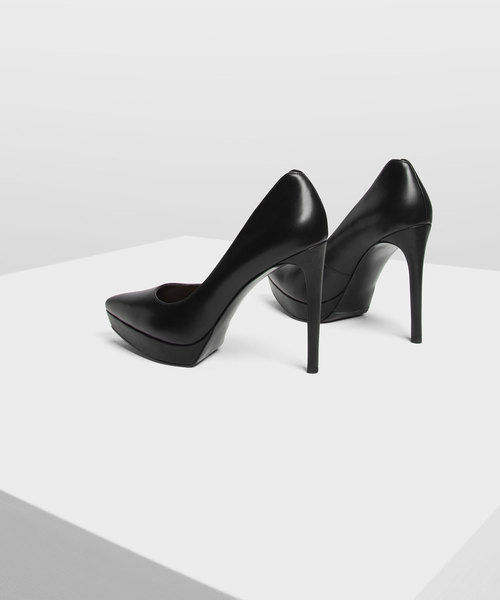 CHARLES & KEITH(チャールズ & キース)の「ポインテッドプラットフォームパンプス / Pointed Platform Pumps(パンプス・レディース・ブラック/グレー・22.5cm/23cm/23.5cm/24.5cm/25cm)」の5枚目の写真