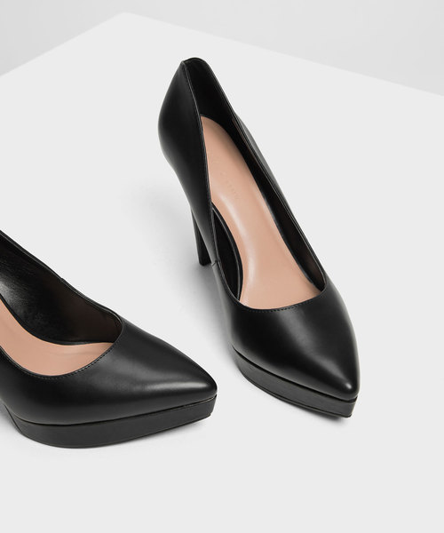 CHARLES & KEITH(チャールズ & キース)の「ポインテッドプラットフォームパンプス / Pointed Platform Pumps(パンプス・レディース・ブラック/グレー・22.5cm/23cm/23.5cm/24.5cm/25cm)」の6枚目の写真