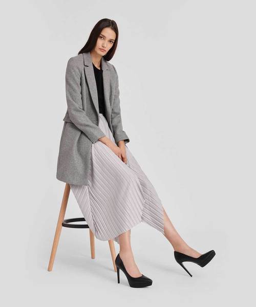 CHARLES & KEITH(チャールズ & キース)の「ポインテッドプラットフォームパンプス / Pointed Platform Pumps(パンプス・レディース・ブラック/グレー・22.5cm/23cm/23.5cm/24.5cm/25cm)」の8枚目の写真